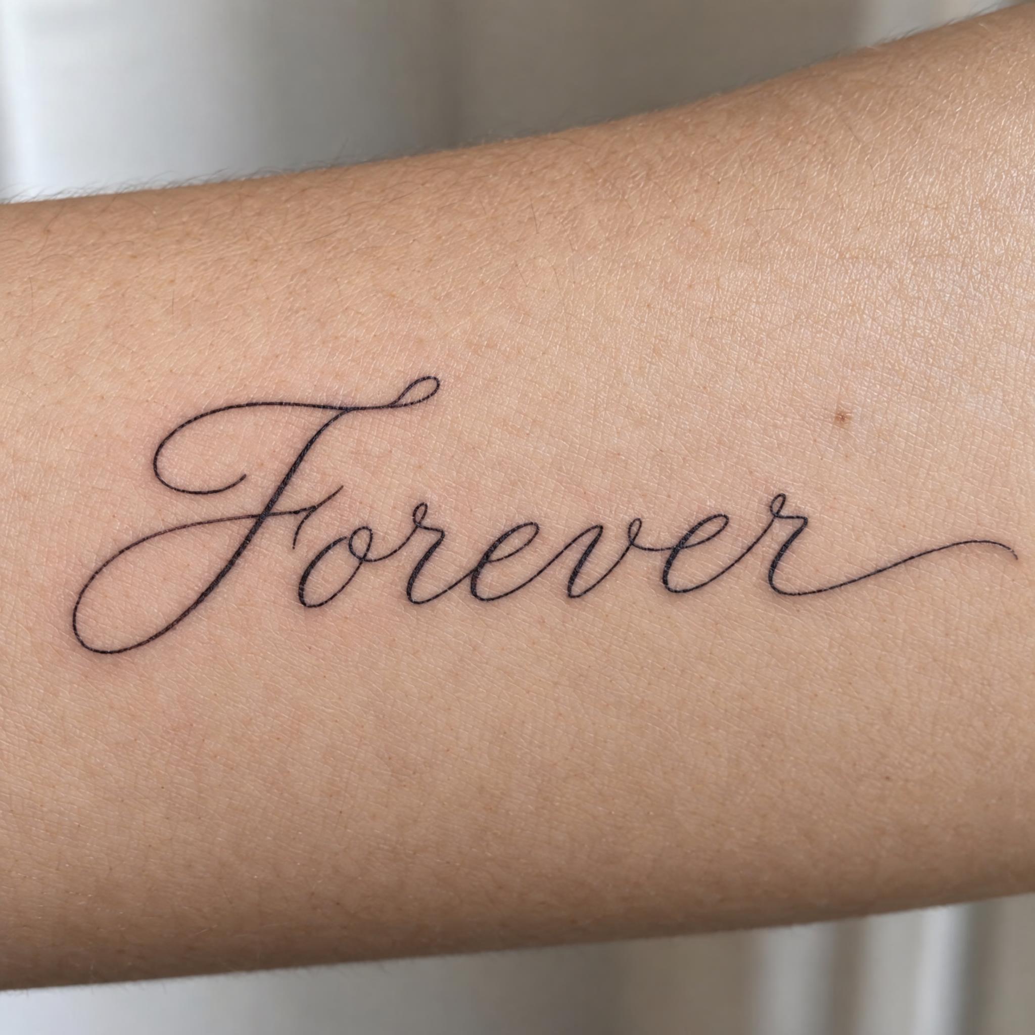 Cursive Tattoo Font AI font effect image