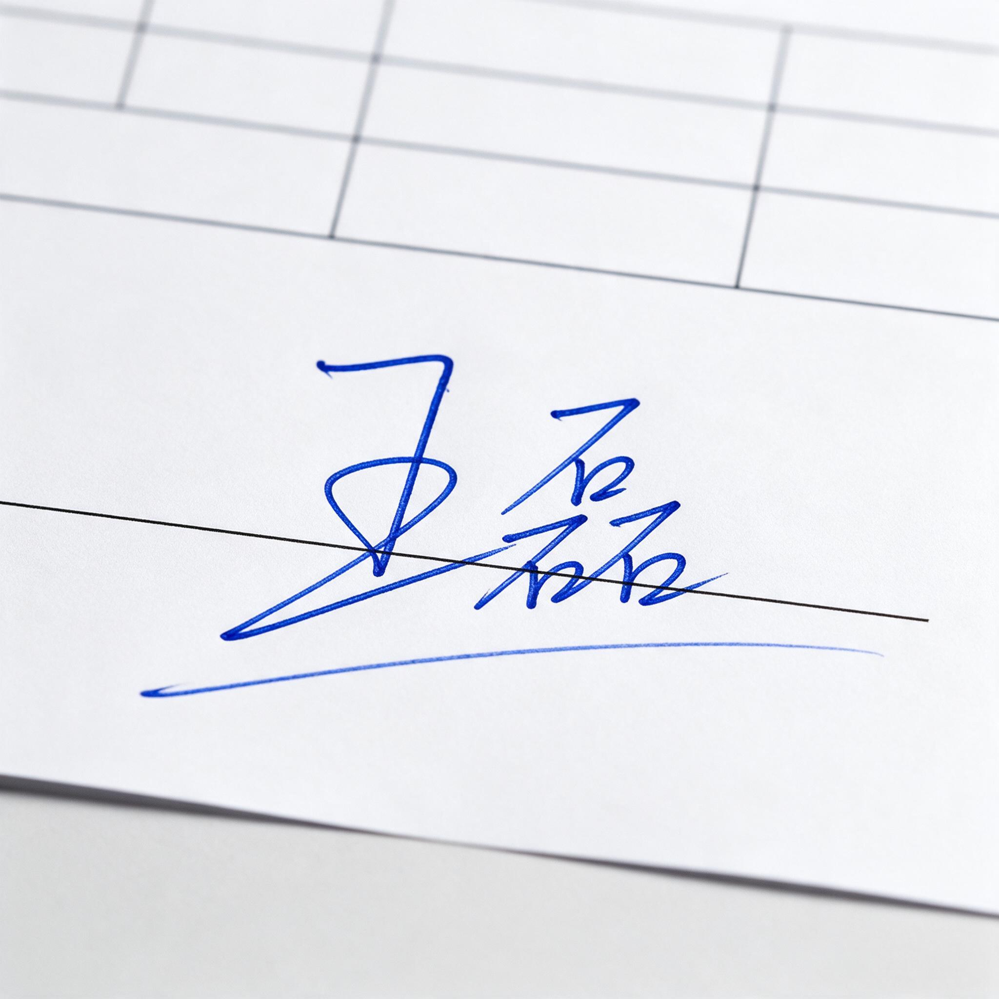 手写签名 AI 字体在 Seedream 上的生成结果：文字 王磊