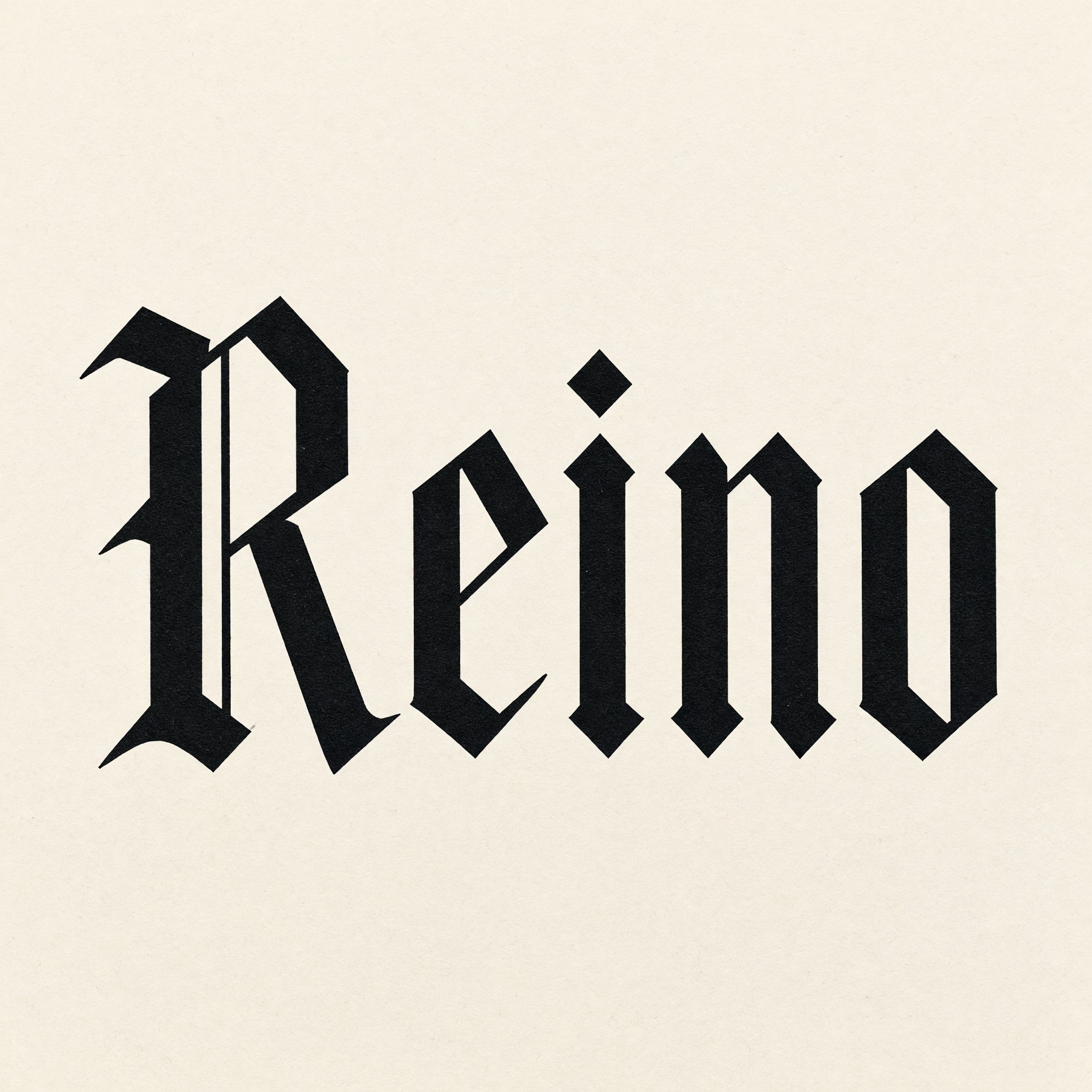 Fuente de IA Letra gótica Textura generada con Grok Imagine: la palabra Reino